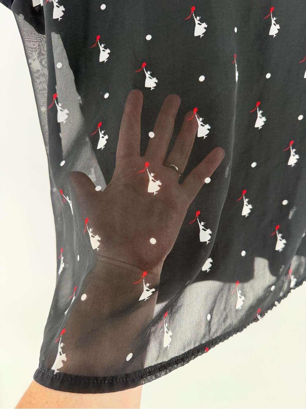 Her Universe Disney Mary Poppins Sheer Back Top 2X Tag **Fits Like A MED/LARGE** - Picture 4 of 10